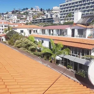 residencial-melba.madeira-islandshotels.com/