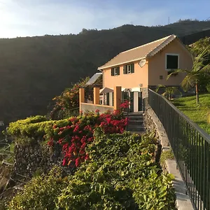 Quinta Terezinha , Ribeira Brava Portugal